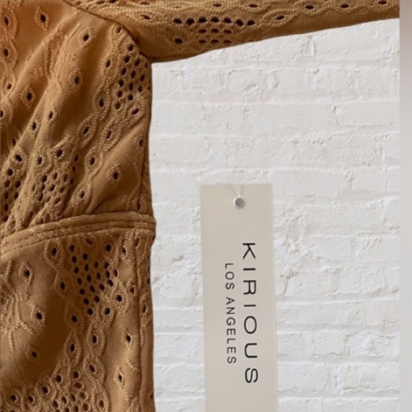 NWT/ Kirious Los Angeles Embroidered Tan Cropped Top Long Sleeve Small. - Picture 4 of 7